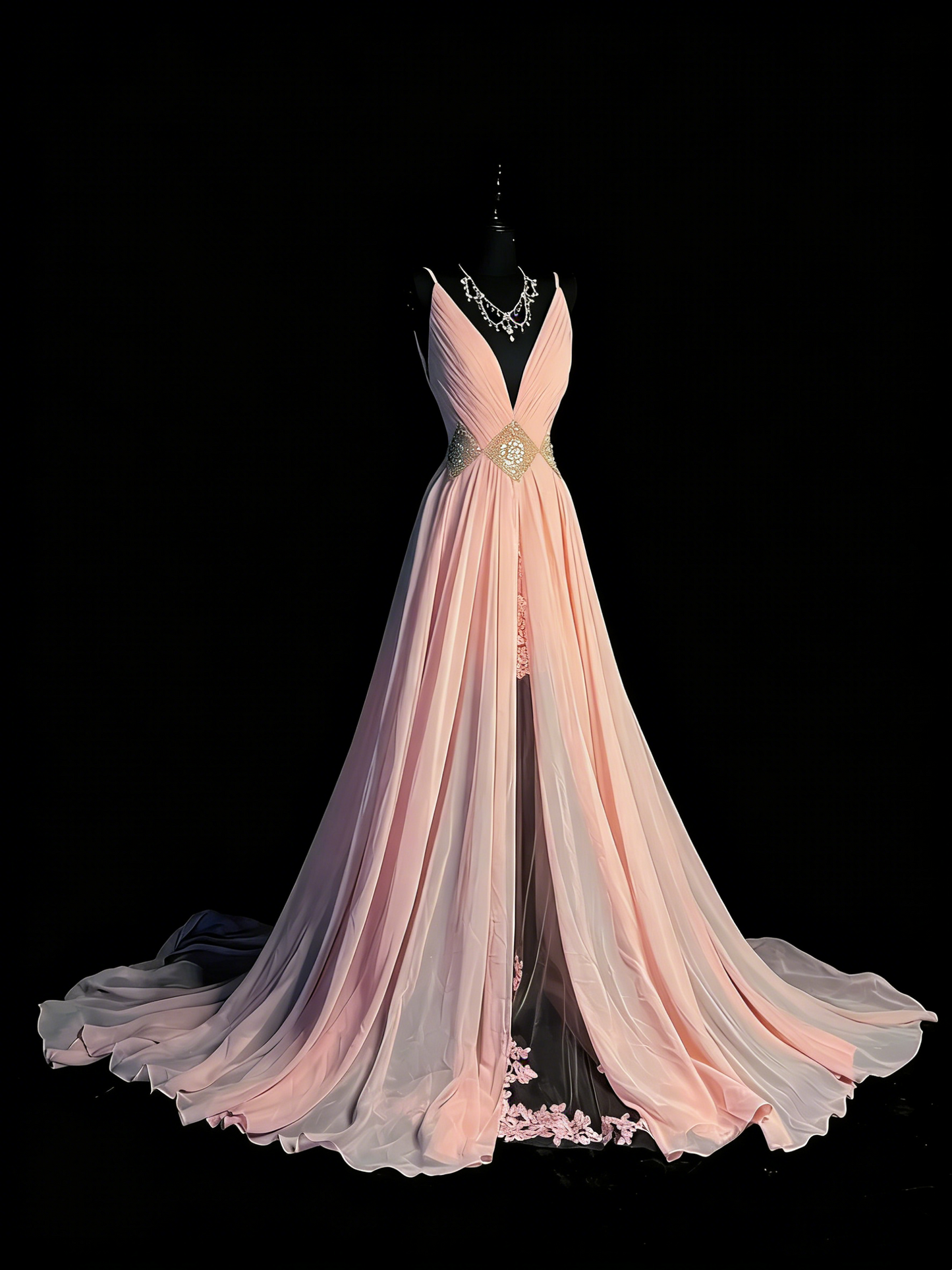 Robe de bal longue princesse en mousseline rose poudré, coupe trapèze, bretelles spaghetti, fente, N965