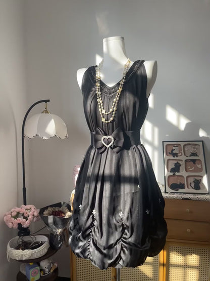 Vintage A line V Neck Little Black Dress With Bow 16th Birthday Homecoming Dress Graduation Outfit RB6793