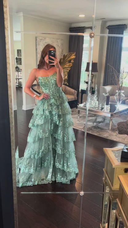 Modest Ball Gown Strapless Light Green Lace Sleeveless Classy Prom Dresses Inspiration Party Dress Princess Graduation Dress B648