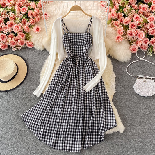 Süßes kariertes zweiteiliges Kleid RF0370