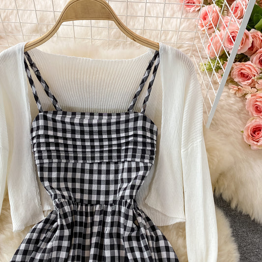 Süßes kariertes zweiteiliges Kleid RF0370