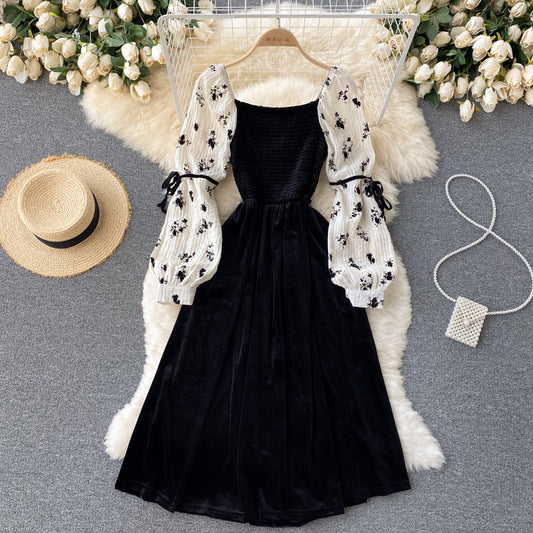 Schwarzes Samtkleid in A-Linie mit langen Ärmeln, modisches Kleid RF0356