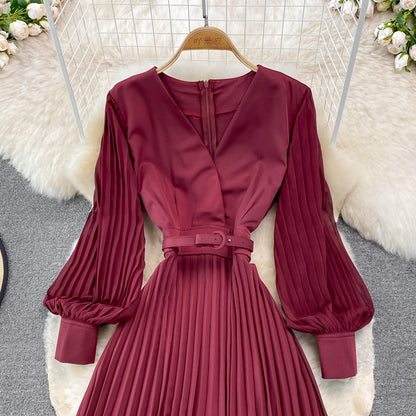 Robe élégante à manches longues et col en V, coupe trapèze, RF0228