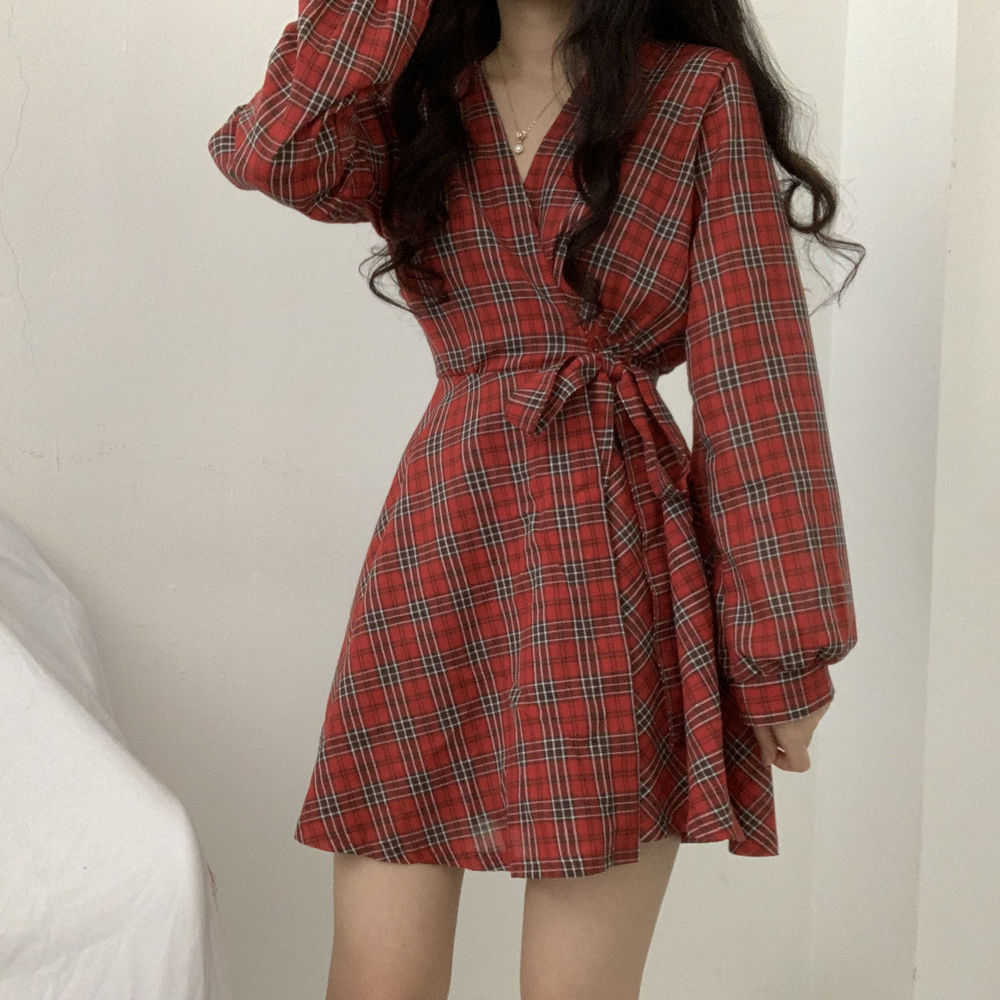 Robe à carreaux à manches longues et col en V, jolie robe tendance RF0225