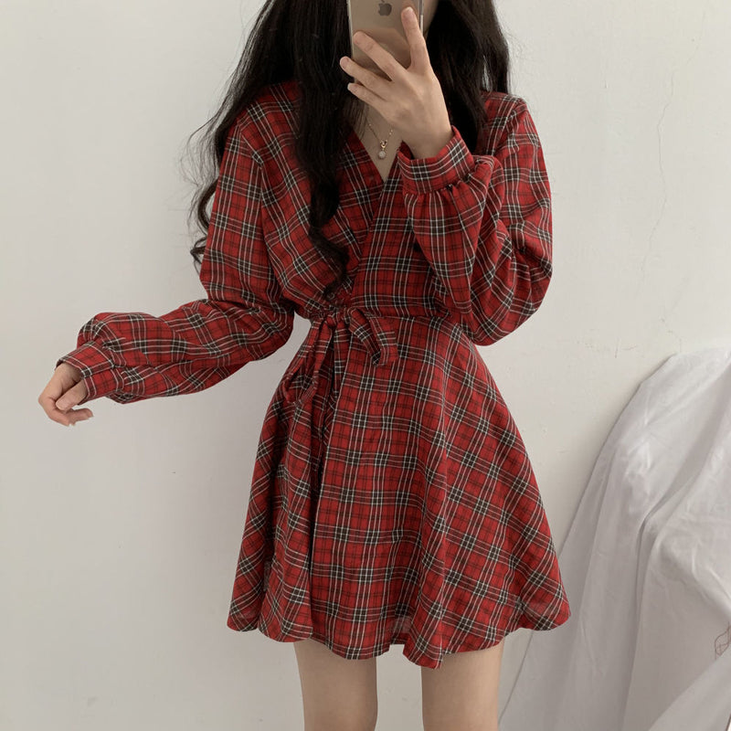 Robe à carreaux à manches longues et col en V, jolie robe tendance RF0225