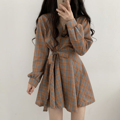Robe à carreaux à manches longues et col en V, jolie robe tendance RF0225