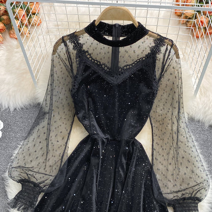 Robe courte en velours noir et dentelle Robe noire tendance RF0212