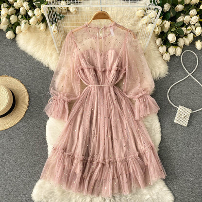 Robe mignonne à manches longues en tulle, robe tendance RF0207