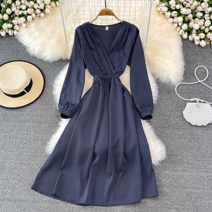Robe simple à manches longues et col en V, robe tendance RF0206