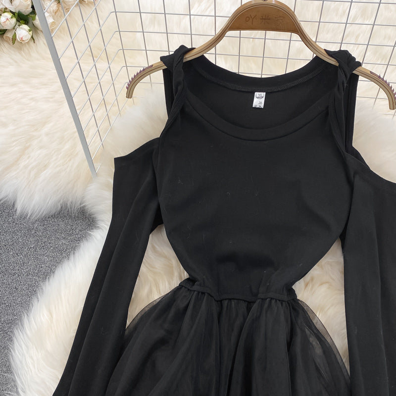 Robe noire irrégulière à manches longues et épaules dénudées, robe tendance RF0205