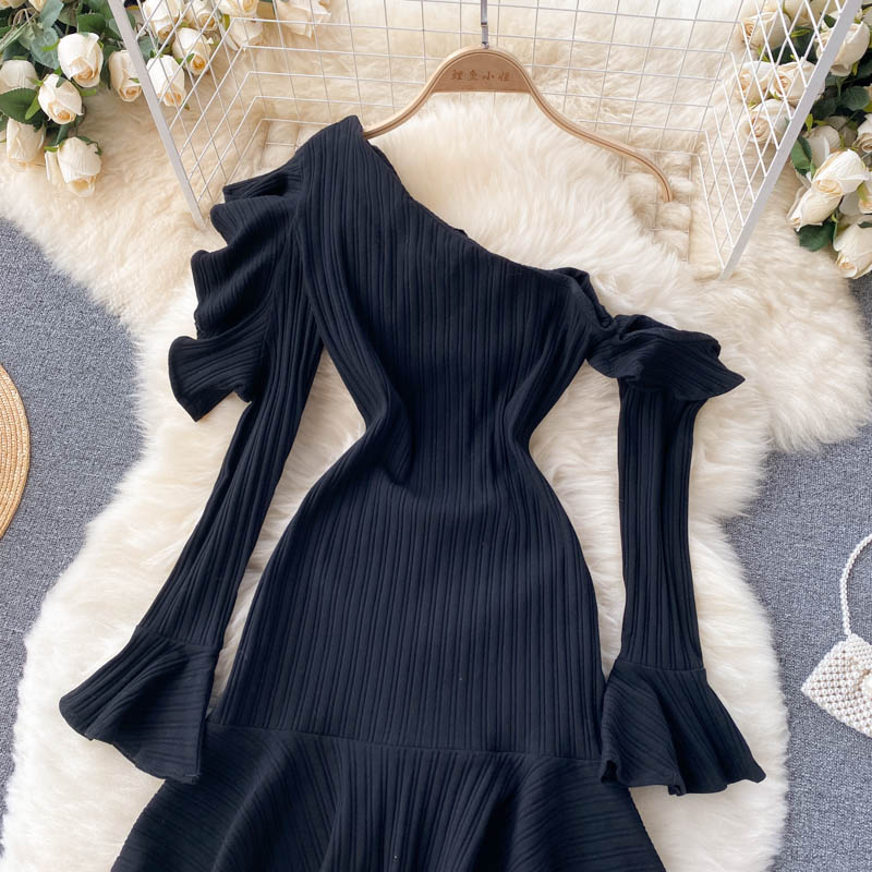 Robe noire asymétrique à manches longues, robe tendance RF0204