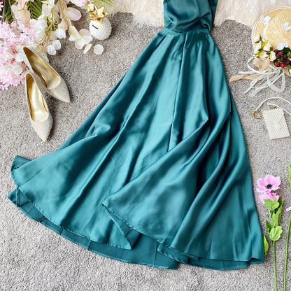 Robe trapèze élégante en satin à col en V et à la mode RF0196