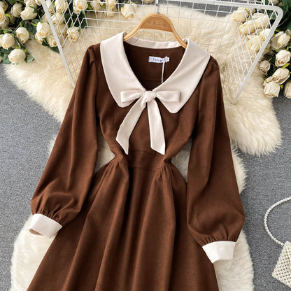 Jolie robe à manches longues avec nœud papillon RF0192