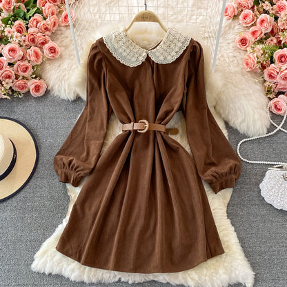 Robe trapèze à manches longues en dentelle douce RF0186