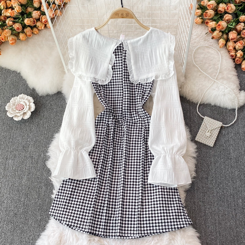 Robe trapèze à manches longues et motif pied-de-poule, RF0185