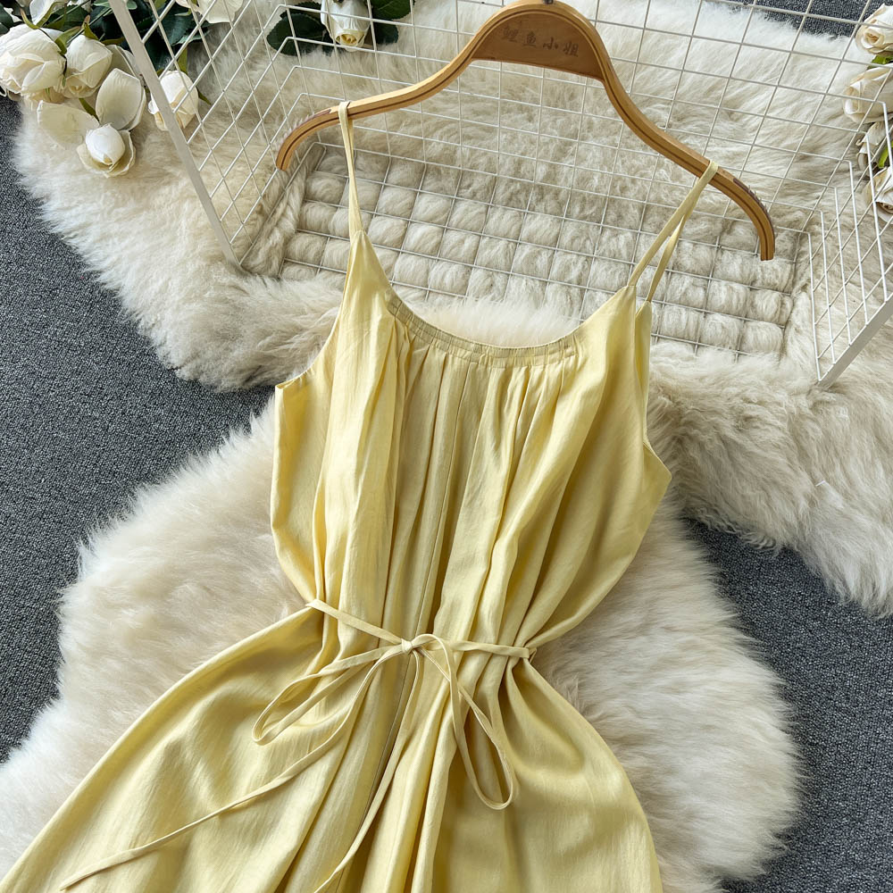 Gelbes A-Linien-Kurzkleid, modisches Kleid RF0040