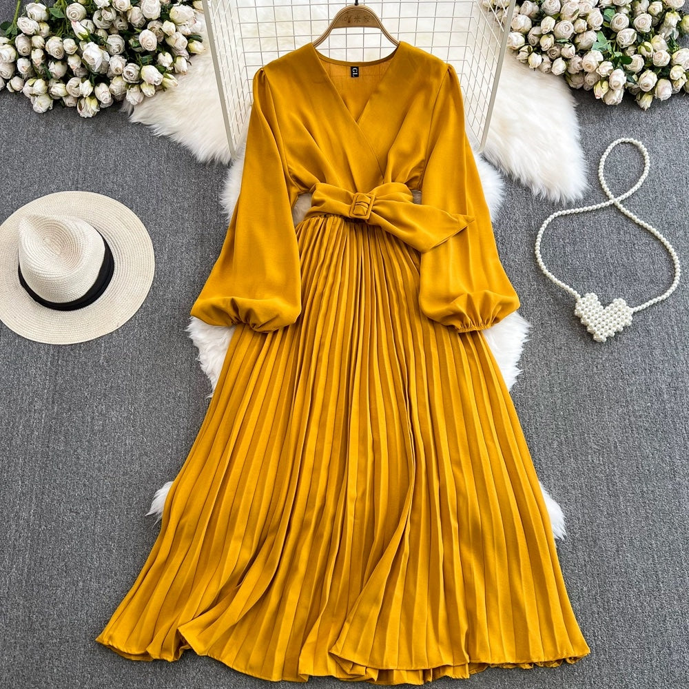 Einfaches Chiffon-Kleid mit V-Ausschnitt und langen Ärmeln RF0001