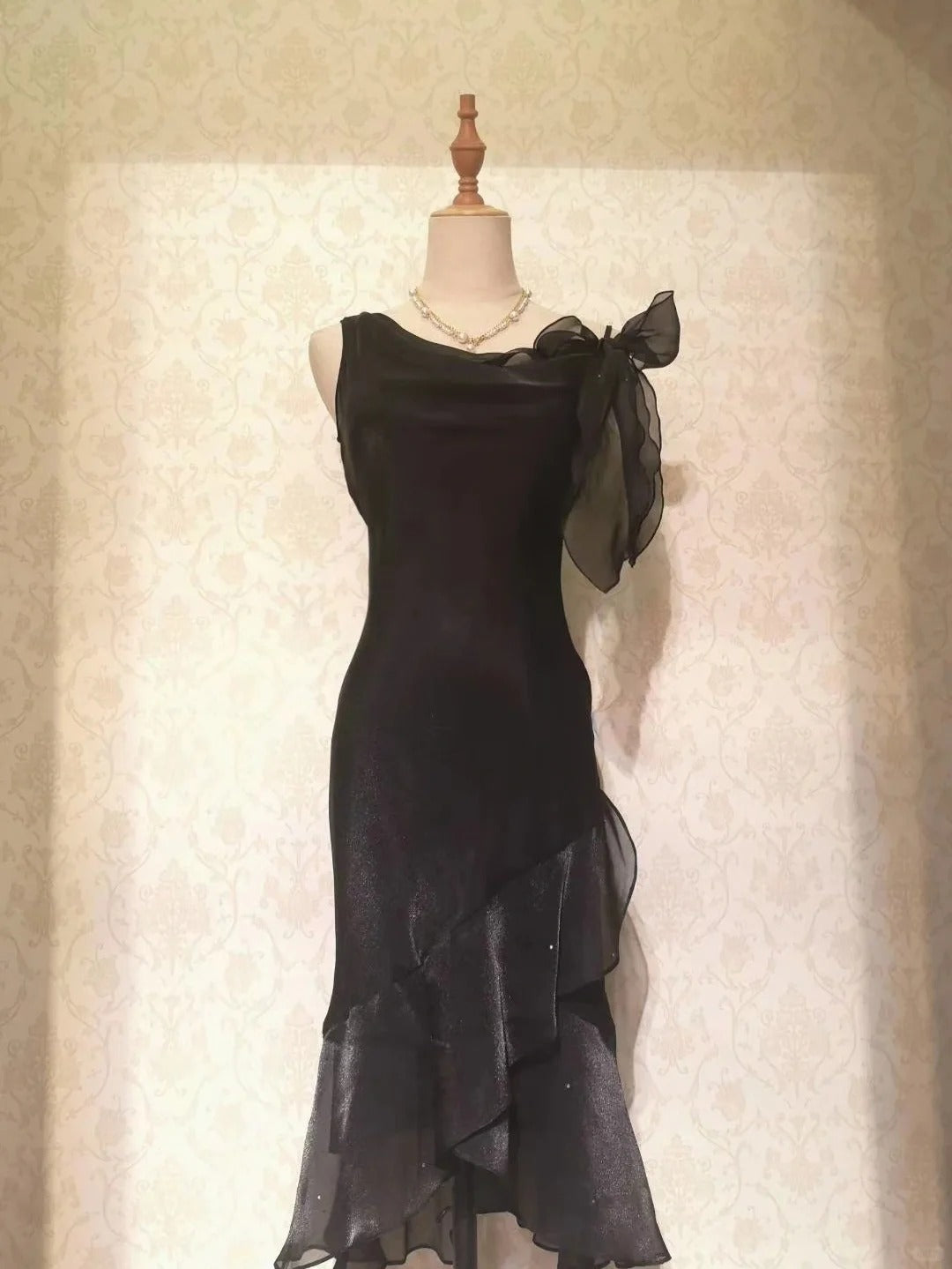 Vintage Prom Dresses 70s Mermaid Little Black Dress With Ruffle Tea Length Formal Outfits RB4298