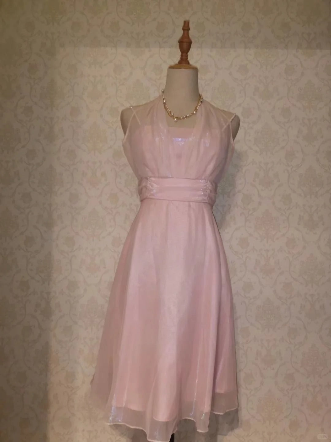 Vintage A line Halter Pink 9th Grad Knee length Aesthetic Look Homecoming Dresses RB4291