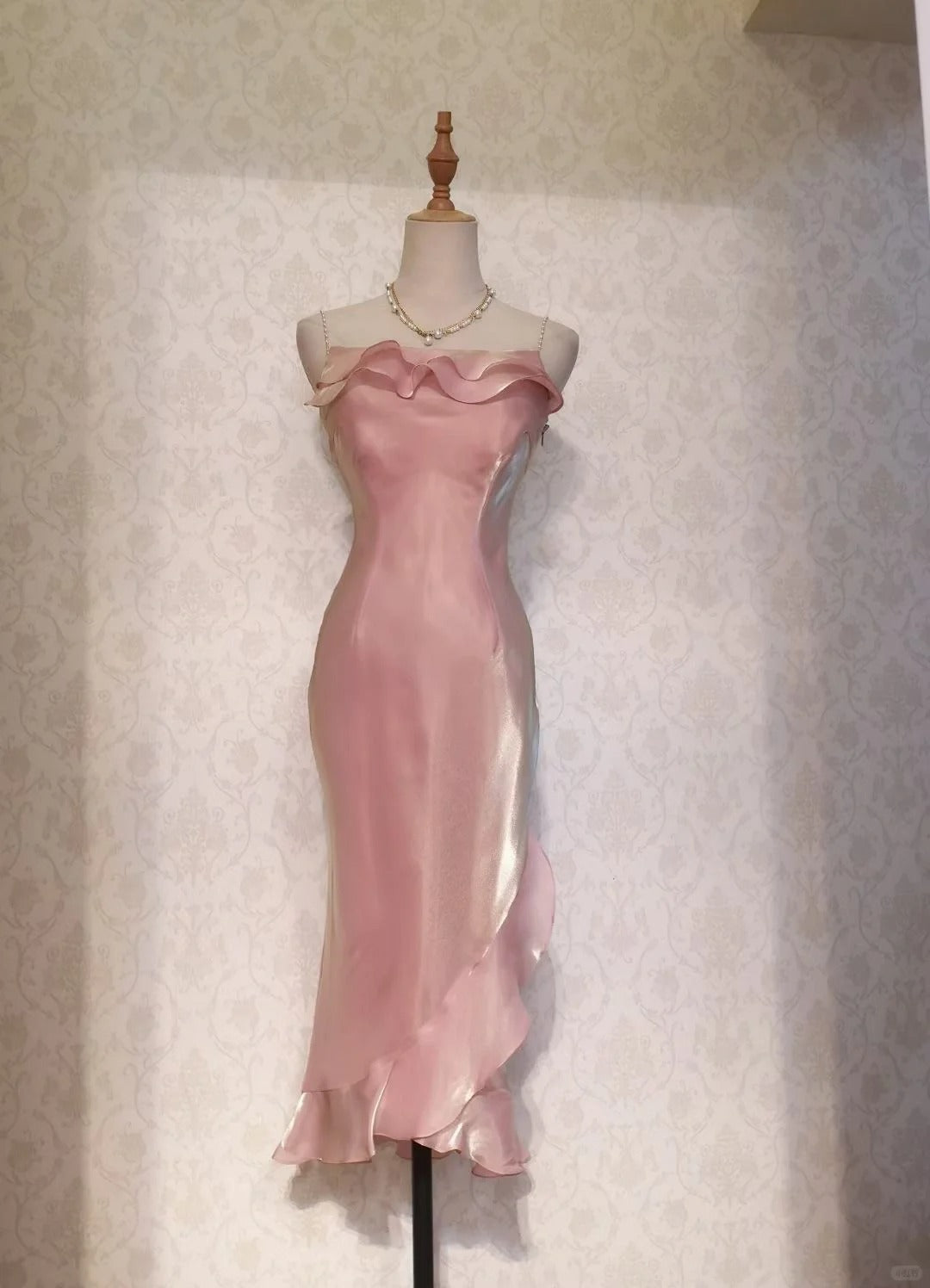 Modeste Robe de Soirée Mi-Longue Rose Poudré à Bretelles Fines pour le Printemps et l'Été, Tenues d'Invitées de Mariage RB3208