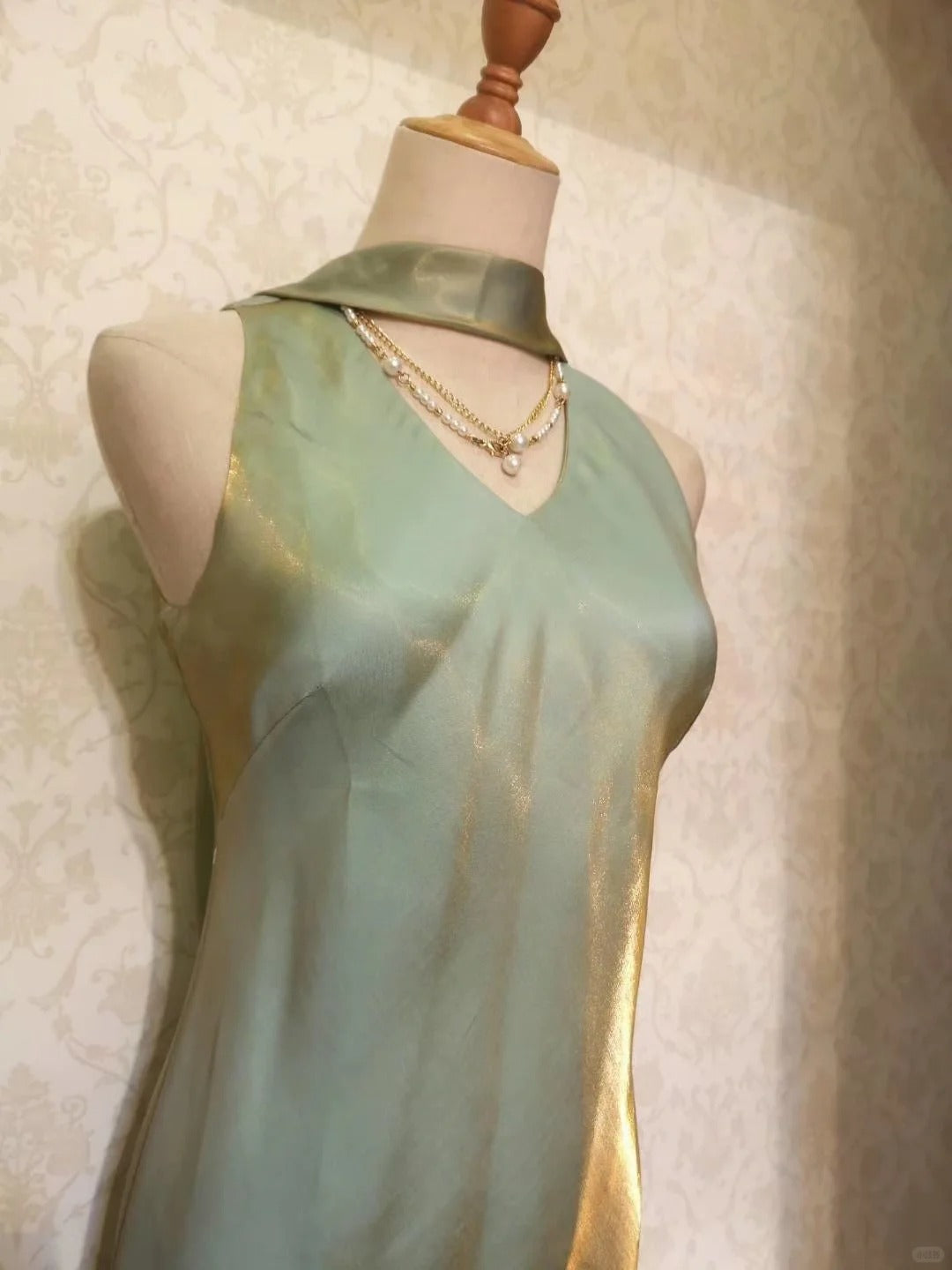 Vintage Prom Dresses 70s Sheath High Neck Green Tea Length Formal Outfits RB4295