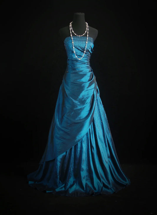 Prinzessin Abschlussballkleider Ballkleider Trägerlos Ärmellos Blau Satin Mit Perlenbesetztem Oberteil Langes Abend-Formelles Kleid RB3271