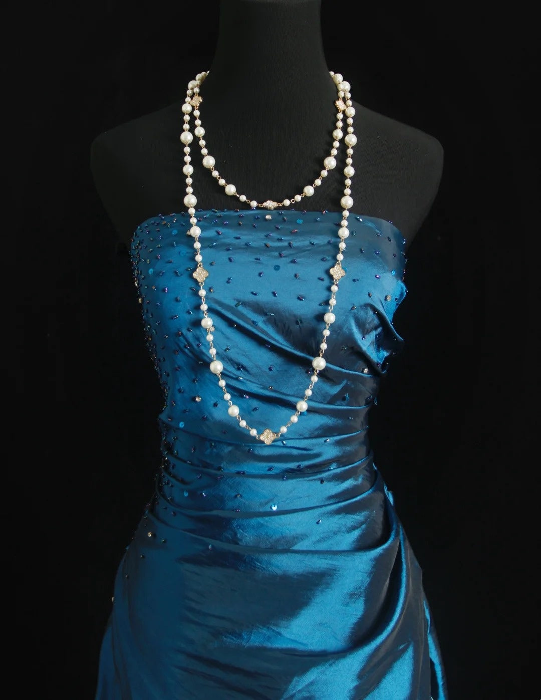 Princess Prom Dresses Ball Gowns Strapless Sleeveless Blue Satin With Beaded Bodice Evening Long Formal Dress RB3271