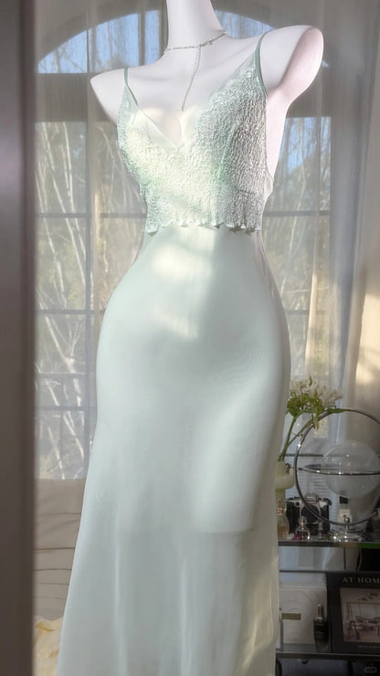 Robes de bal modestes fourreau bretelles spaghetti vert sauge mousseline mi-longues tenues de soirée N3520